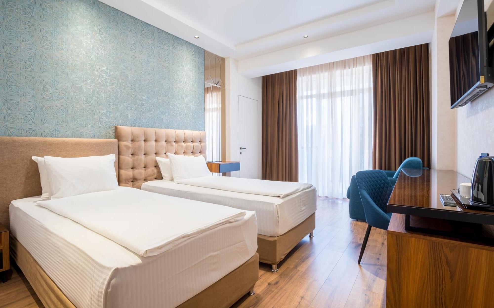 Olympus Hotel By Umbrella Тбілісі Екстер'єр фото
